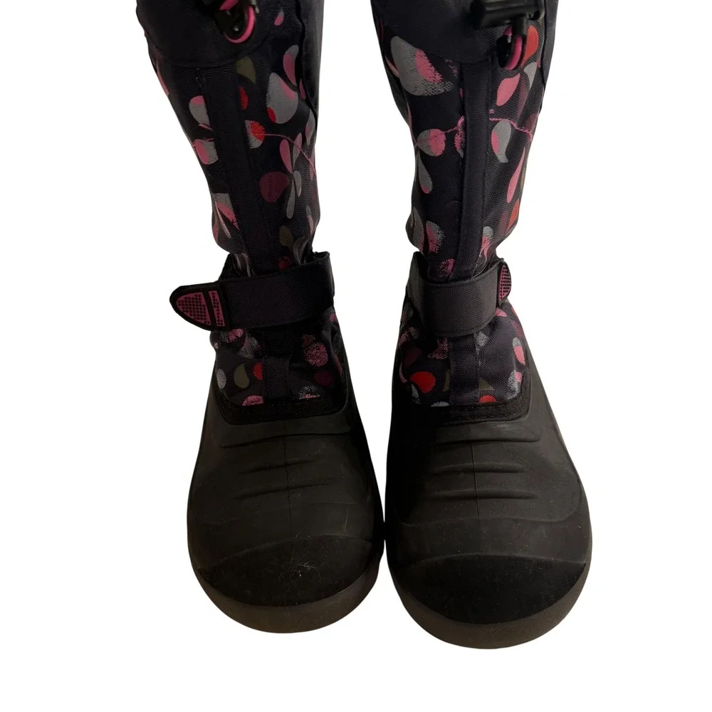 Kamik Girls Black Pink Floral‎ Waterproof Insulated Winter Snow Boots Size 7
